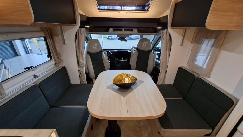 Autohaus Zimpel & Franke - Challenger 317 sofort ArcticPaket+4,1t+Hubbett - Bild 11 Autohaus Zimpel & Franke - Challenger 317 sofort ArcticPaket+4,1t+Hubbett - Bild 11