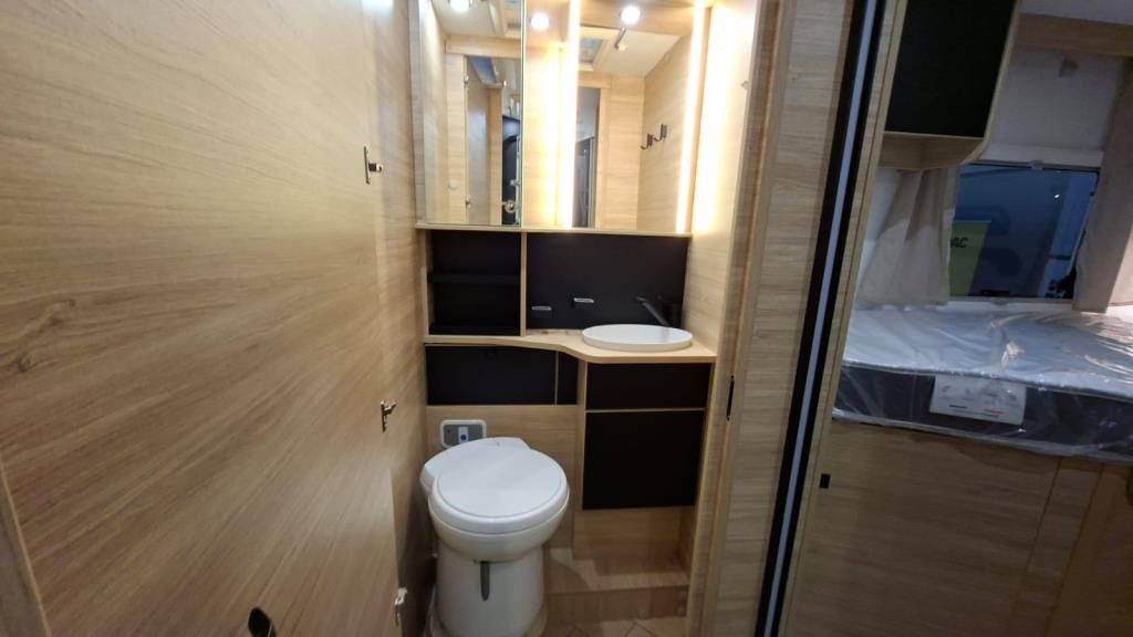 Autohaus Zimpel & Franke - Challenger 317 sofort ArcticPaket+4,1t+Hubbett - Bild 8 Autohaus Zimpel & Franke - Challenger 317 sofort ArcticPaket+4,1t+Hubbett - Bild 8