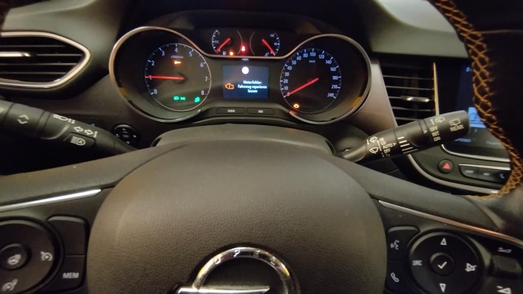 Erstes Annaberger Autohaus -  Opel Crossland X Ultimate, HUD, LED ParkGo, AGR - Bild 10 Erstes Annaberger Autohaus -  Opel Crossland X Ultimate, HUD, LED ParkGo, AGR - Bild 10