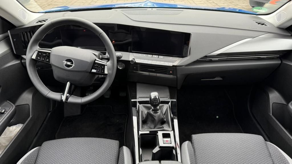 Autohaus Zimpel - Opel Astra 1.2 Edition Klimaautomatik+LED+CarPlay+Nav - Bild 11 Autohaus Zimpel - Opel Astra 1.2 Edition Klimaautomatik+LED+CarPlay+Nav - Bild 11