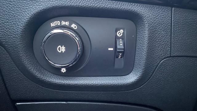 Autohaus Franke & Ebert - Opel Astra Elegance Kamera+Navi+SHZ+LED - Bild 10 Autohaus Franke & Ebert - Opel Astra Elegance Kamera+Navi+SHZ+LED - Bild 10