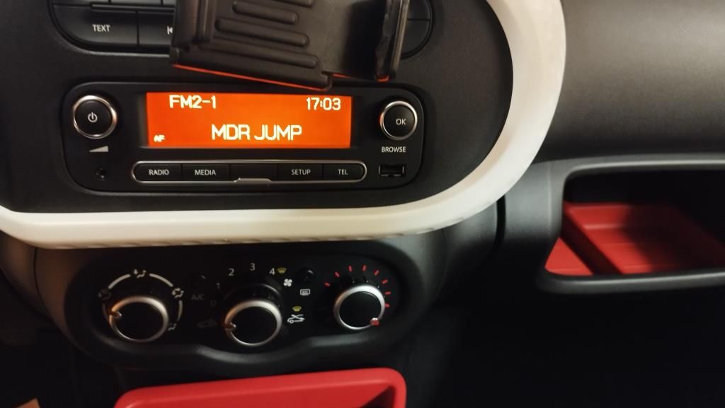 Erstes Annaberger Autohaus -  Renault TWINGO Experience Klima, ZV, DAB, - Bild 14