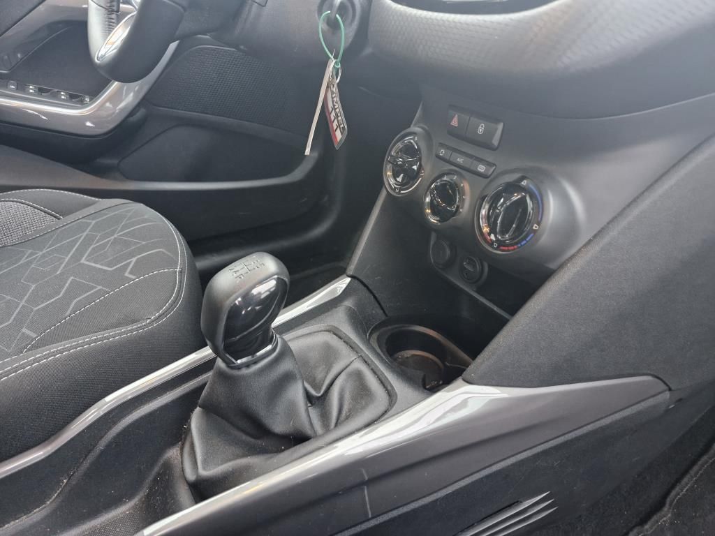 Autohaus Zimpel -  Peugeot 2008 1.2 PureTech Active AHK+Winterräder+NSW - Bild 11