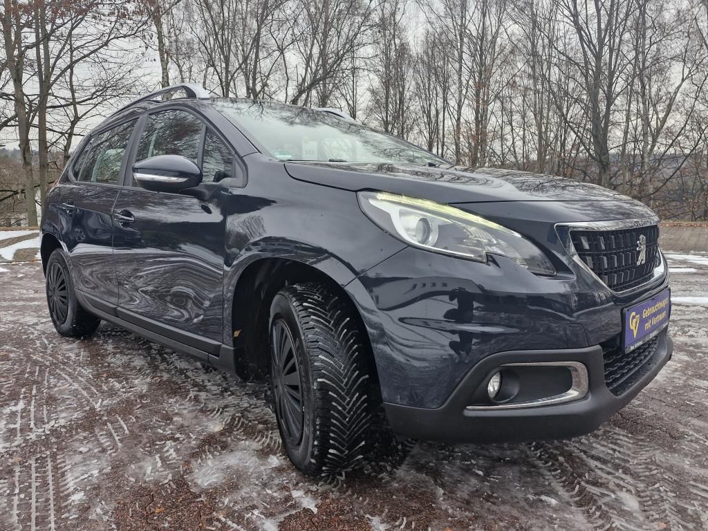 Autohaus Zimpel -  Peugeot 2008 1.2 PureTech Active AHK+Winterräder+NSW - Bild 2