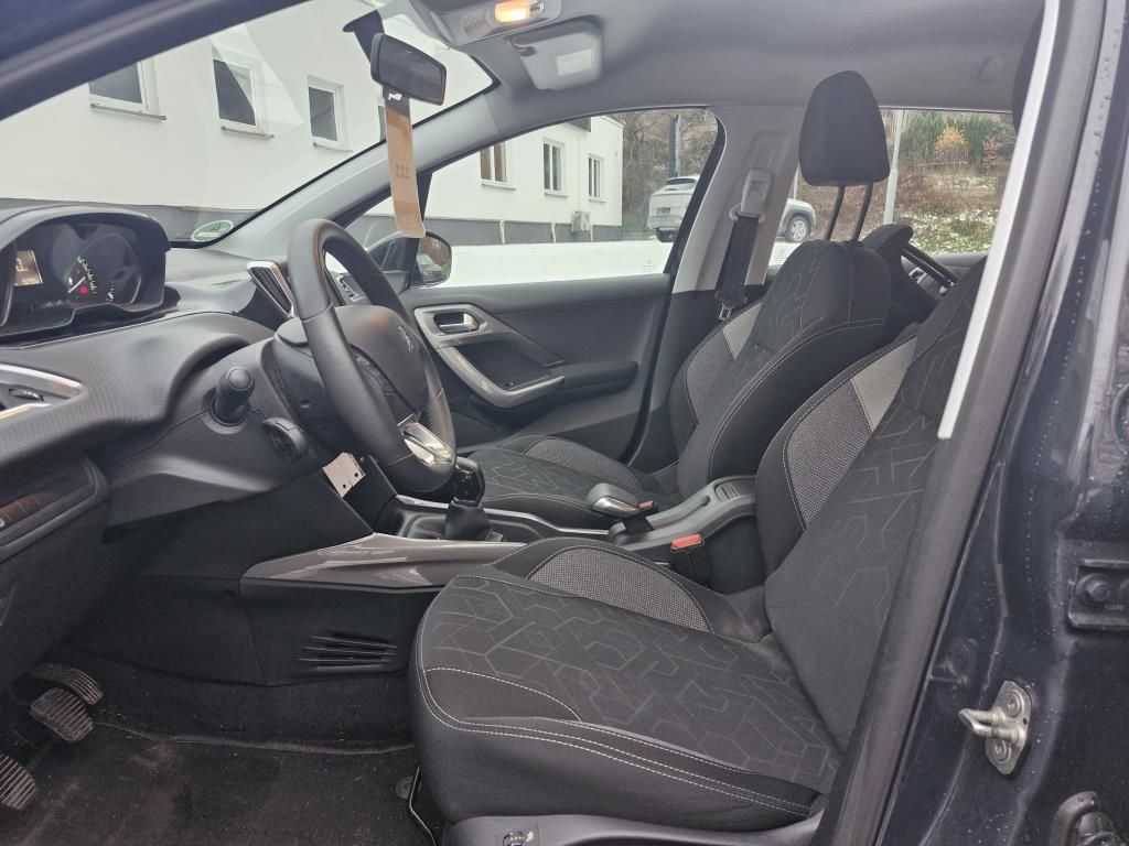 Autohaus Zimpel -  Peugeot 2008 1.2 PureTech Active AHK+Winterräder+NSW - Bild 7