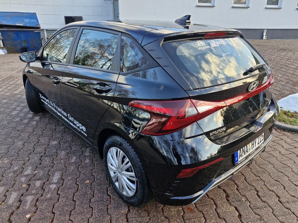 Autohaus Zimpel -  Hyundai i20 1.0T Navi+Ambiente+Sitzhzg. - Bild 3