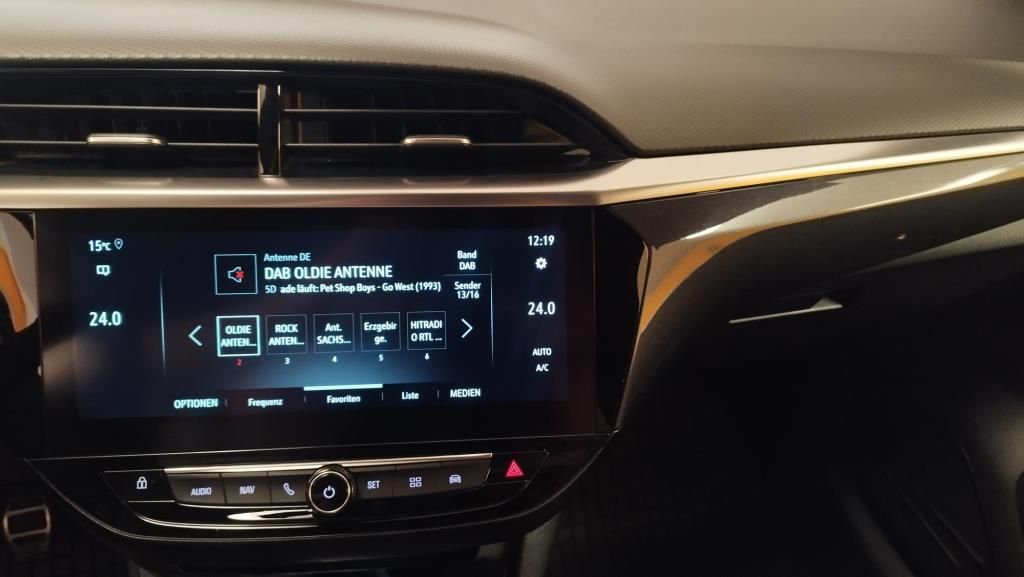 Erstes Annaberger Autohaus -  Opel Corsa Ultimate, LED, Pano, Kamera, Navi - Bild 12