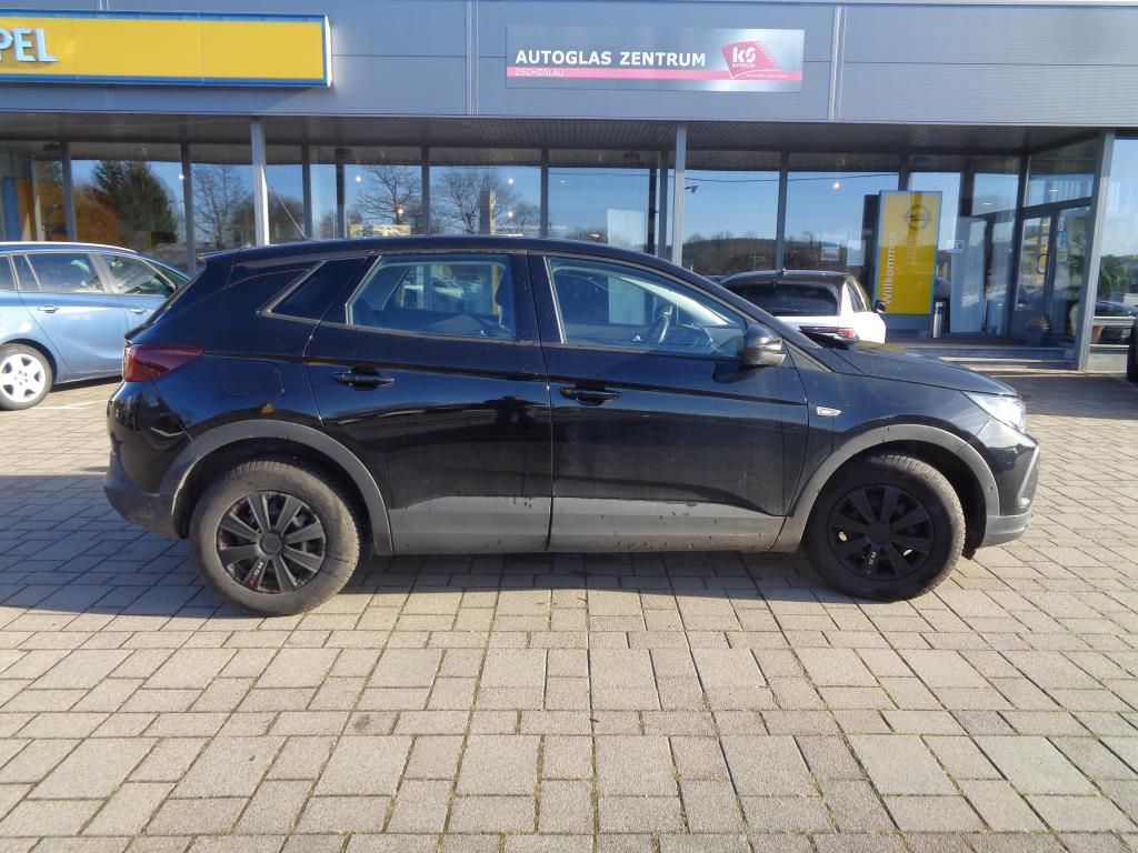 Autohaus Zimpel - Opel Grandland X 1.2T Klimaautomatik+Kamera+LED+Sitzh - Bild 4 Autohaus Zimpel - Opel Grandland X 1.2T Klimaautomatik+Kamera+LED+Sitzh - Bild 4