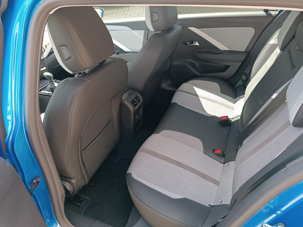 Autohaus Zimpel & Franke - Opel ASTRA ST +IntelliDrive+Navi+el. Heckklappe+AHZV - Bild 12 Autohaus Zimpel & Franke - Opel ASTRA ST +IntelliDrive+Navi+el. Heckklappe+AHZV - Bild 12