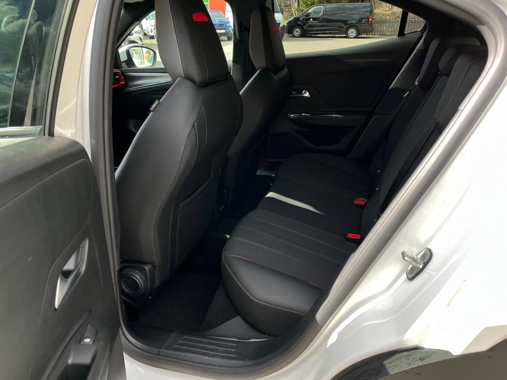 Autohaus Klingenthal - Opel Mokka GS Line 1.2T 130PS ATM/Navi/LHZ/SHZ - Bild 14 Autohaus Klingenthal - Opel Mokka GS Line 1.2T 130PS ATM/Navi/LHZ/SHZ - Bild 14