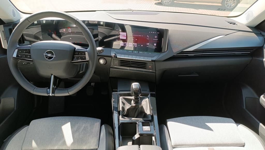 Autohaus Zimpel & Franke - Opel Astra ST Business Elegance 1.2 T 130 PS LHZ SHZ - Bild 9 Autohaus Zimpel & Franke - Opel Astra ST Business Elegance 1.2 T 130 PS LHZ SHZ - Bild 9