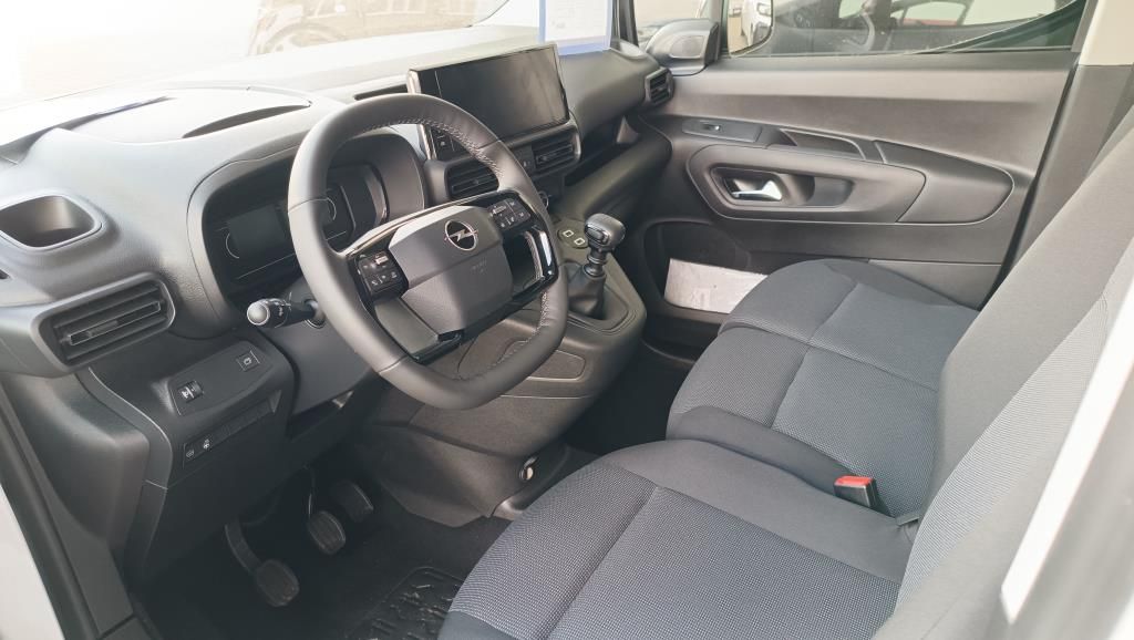 Autohaus Zimpel & Franke -  Opel Combo Cargo  Edition XIAA, 1.5 Diesel 75 kW 102  - Bild 6