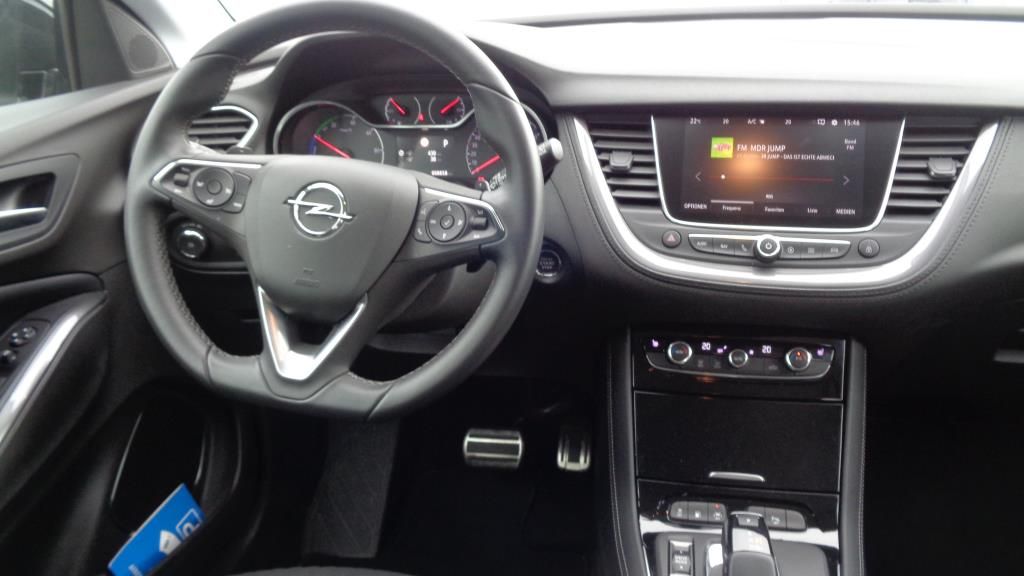 Autohaus Zimpel -  Opel Grandland Innovation PHEV 1.6T 4x4+Klimaautomati - Bild 11