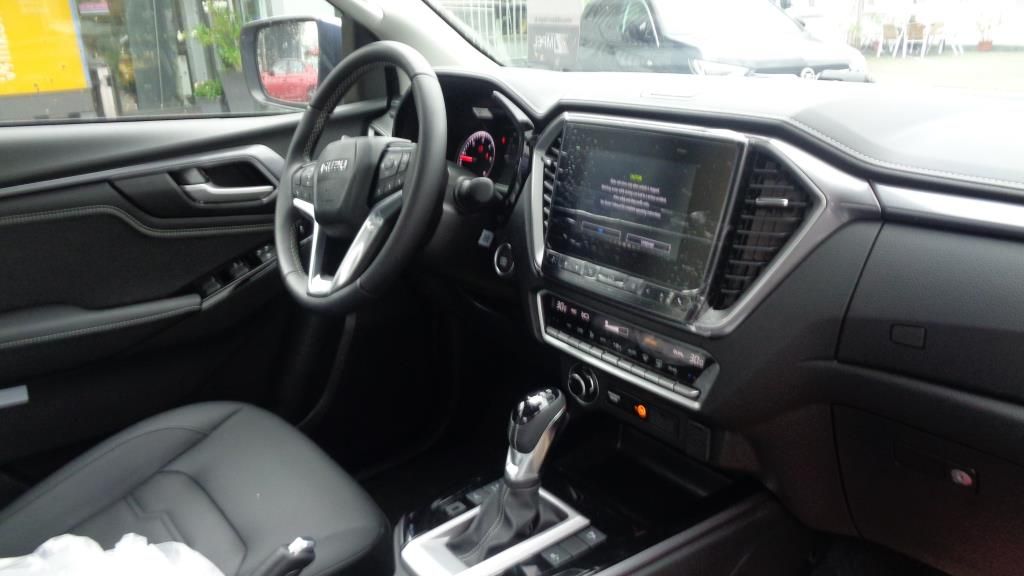 Autohaus Zimpel -  Isuzu D-Max Double Cab 4x4 LSE Klimaautomatik+LED+Kame - Bild 10