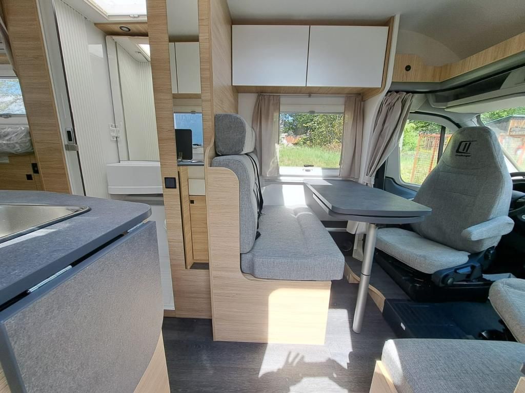 Autohaus Zimpel & Franke -  Challenger S217 Break wenig km +Markise+Solar+Connect+Fahrr - Bild 6