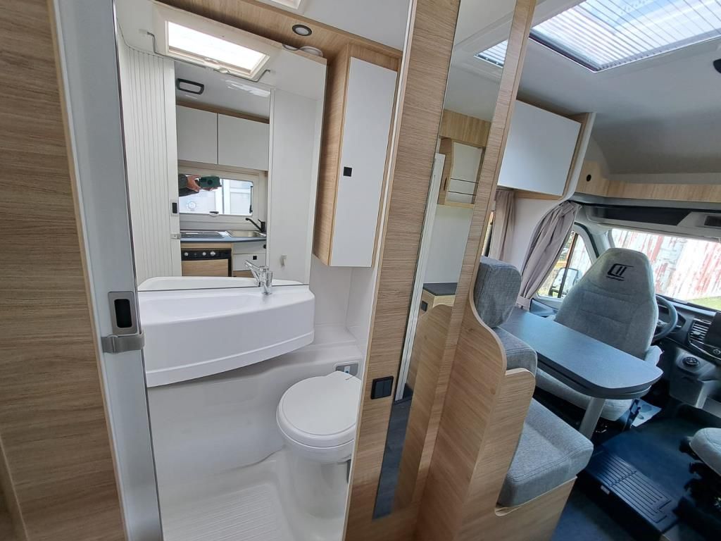 Autohaus Zimpel & Franke -  Challenger S217 Break wenig km +Markise+Solar+Connect+Fahrr - Bild 9