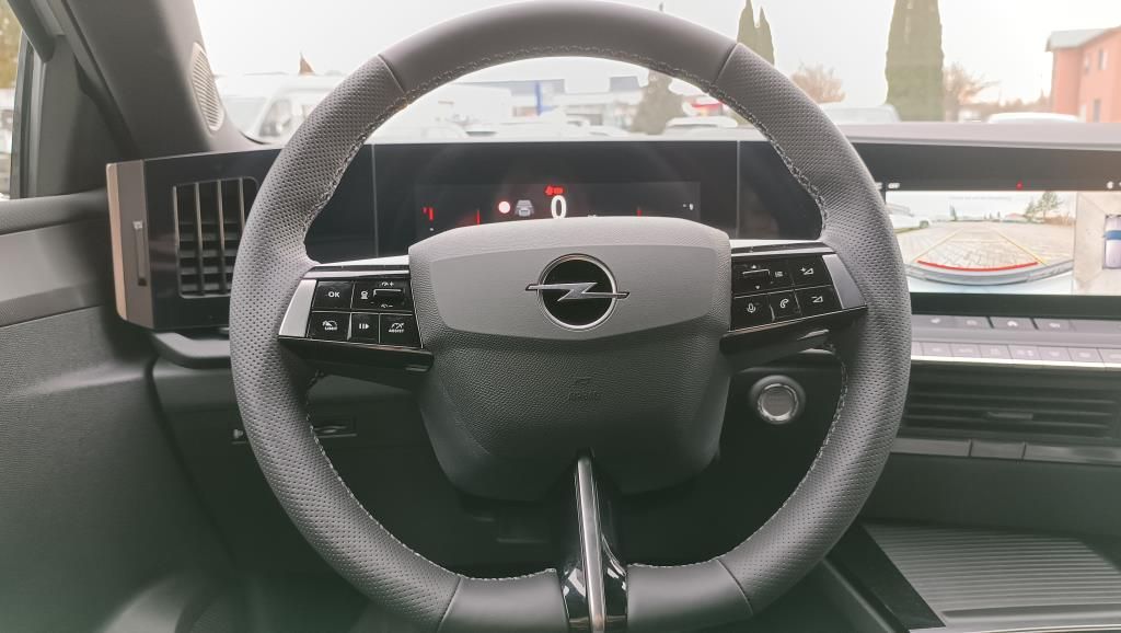 Autohaus Franke & Ebert -  Opel Astra GS 360-Grad-Kamera+ SHZ+LHZ+PP+LED+Keyless - Bild 10