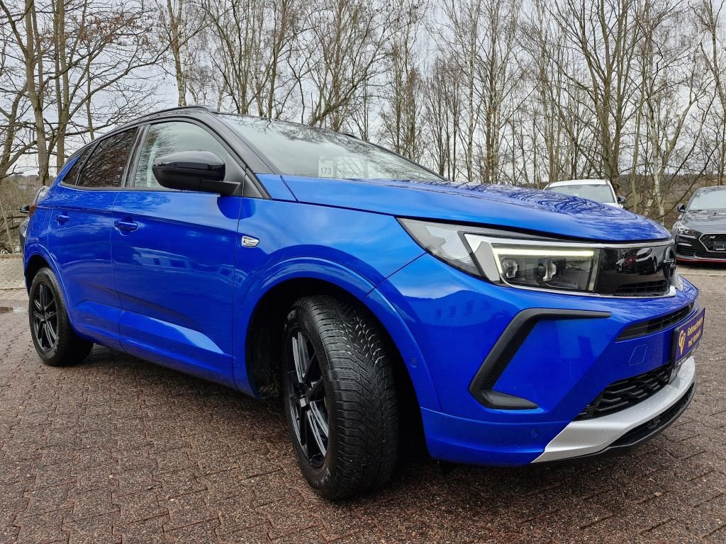 Autohaus Zimpel -  Opel Grandland 1.6T PHEV Elek Heckklappe+Night Vision - Bild 2