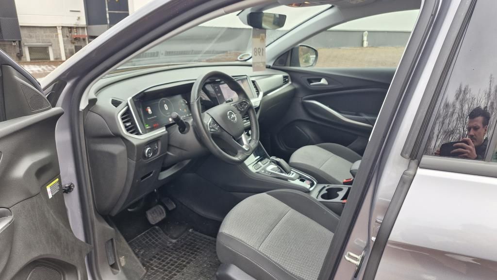 Autohaus Zimpel - Opel Grandland X 1.6T PHEV IntelliLux+Navi Pro - Bild 10 Autohaus Zimpel - Opel Grandland X 1.6T PHEV IntelliLux+Navi Pro - Bild 10