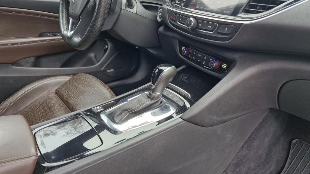 Autohaus Zimpel - Opel Insignia ST 2.0T Allrad Winterräder+AHZV+Head-Up - Bild 13 Autohaus Zimpel - Opel Insignia ST 2.0T Allrad Winterräder+AHZV+Head-Up - Bild 13