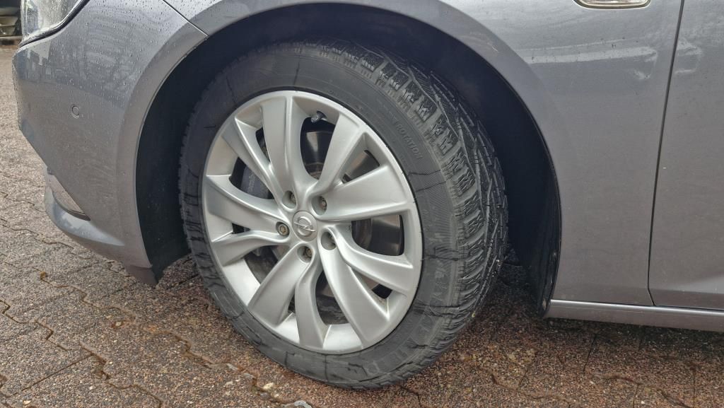 Autohaus Zimpel - Opel Insignia ST 2.0T Allrad Winterräder+AHZV+Head-Up - Bild 7 Autohaus Zimpel - Opel Insignia ST 2.0T Allrad Winterräder+AHZV+Head-Up - Bild 7