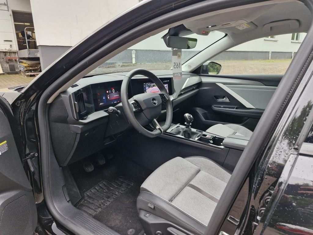 Autohaus Zimpel -  Opel Astra 5-T 1.2T AHK+Navi+Beheizbare Frontscheibe - Bild 9