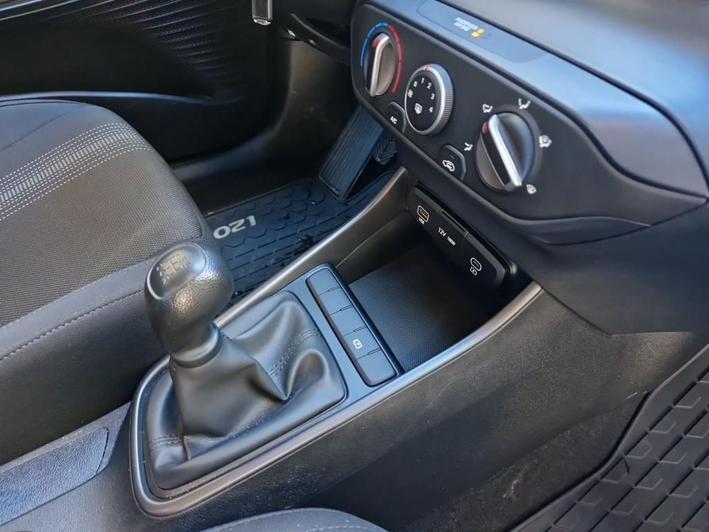 Autohaus Zimpel - Hyundai i20 1.2 Select Navi+Klima+Kamera+USB - Bild 13 Autohaus Zimpel - Hyundai i20 1.2 Select Navi+Klima+Kamera+USB - Bild 13