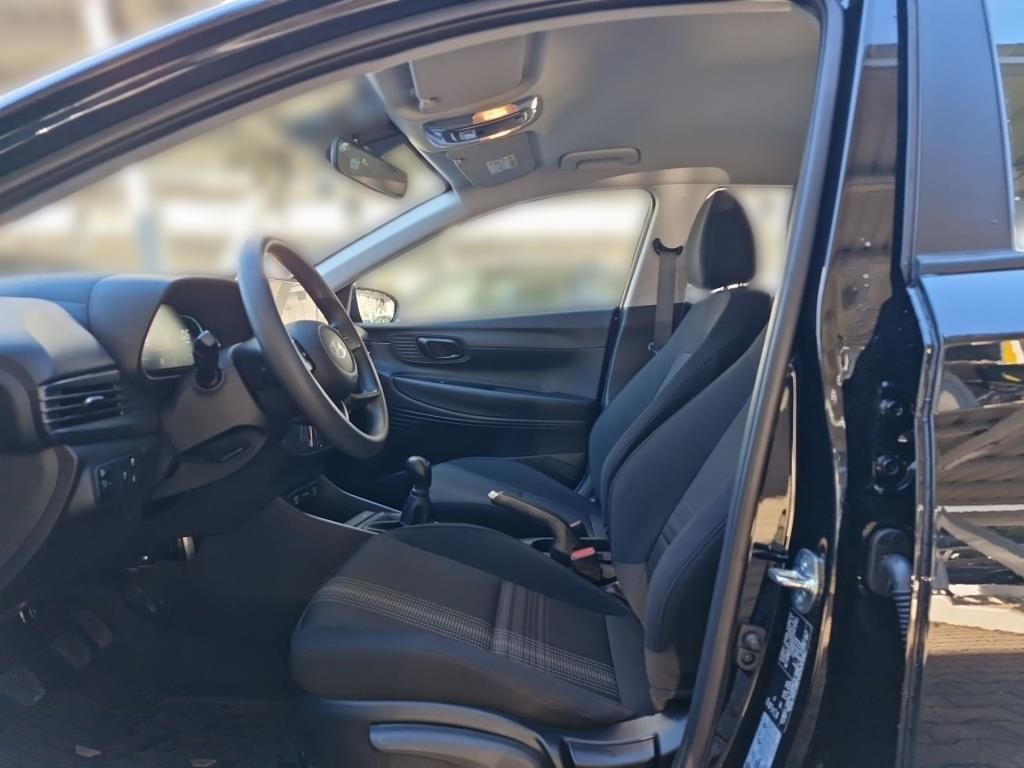 Autohaus Zimpel - Hyundai i20 1.2 Select Navi+Klima+Kamera+USB - Bild 5 Autohaus Zimpel - Hyundai i20 1.2 Select Navi+Klima+Kamera+USB - Bild 5