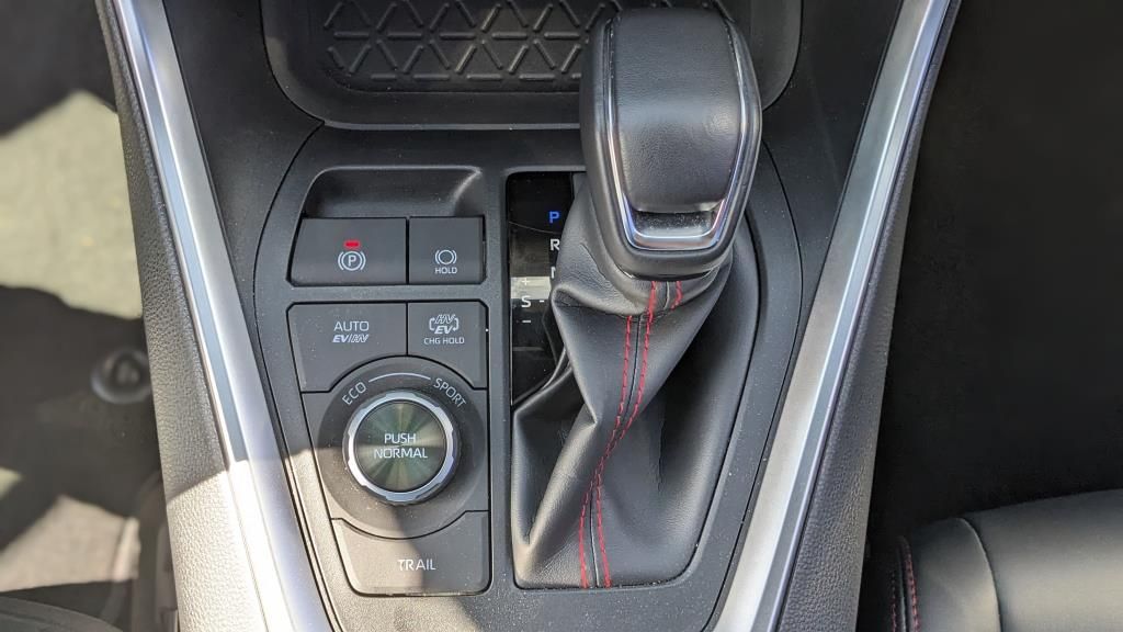 Autohaus Zimpel & Franke -  Suzuki ACROSS PLUG-IN HYBRID ALLRAD COMFORT+ - Bild 11