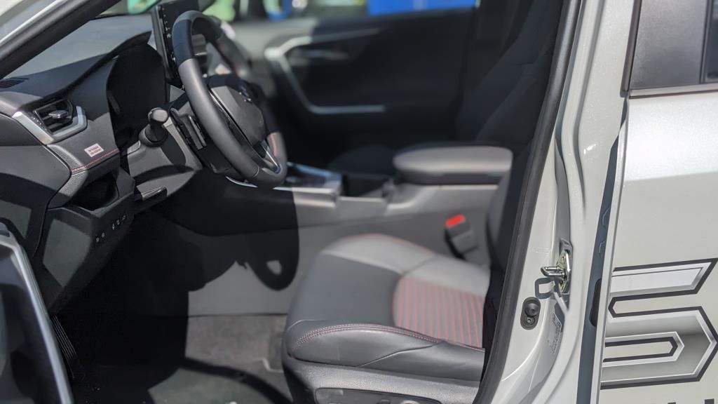 Autohaus Zimpel & Franke -  Suzuki ACROSS PLUG-IN HYBRID ALLRAD COMFORT+ - Bild 7