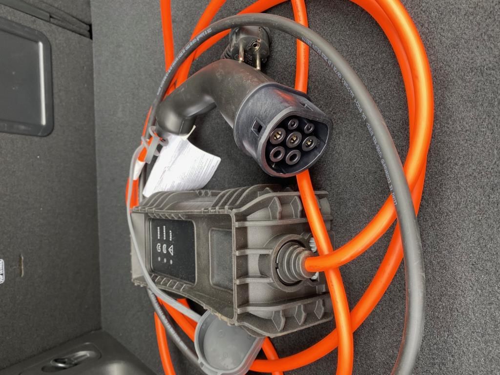 Autohaus Franke & Ebert -  Opel GRANDLAND PHEV 4x4 Navi+el. Heckklappe+PP+SHZ - Bild 12