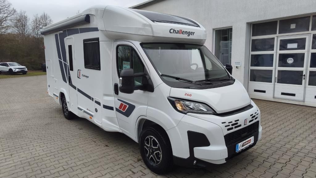 Autohaus Zimpel & Franke -  Challenger 260 Ultimate Top Preis +Automatik+Markise+Solar+ - Bild 2
