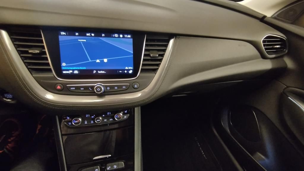 Erstes Annaberger Autohaus -  Opel Grandland Ultimate PHEV 1.6T, 4x4 Navi+DAB+LED+3 - Bild 11
