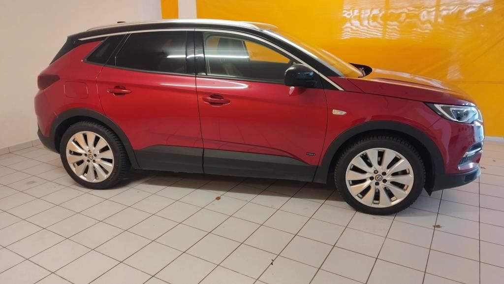 Erstes Annaberger Autohaus -  Opel Grandland Ultimate PHEV 1.6T, 4x4 Navi+DAB+LED+3 - Bild 4