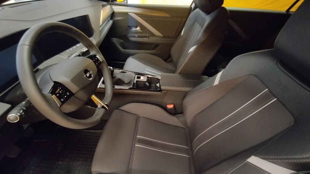 Erstes Annaberger Autohaus - Opel Astra Sports Tourer GS, LED, Sitz-Lenkradheizung - Bild 10 Erstes Annaberger Autohaus - Opel Astra Sports Tourer GS, LED, Sitz-Lenkradheizung - Bild 10