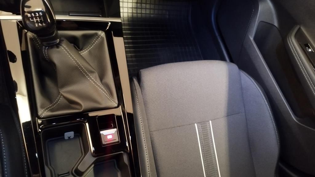 Erstes Annaberger Autohaus - Opel Astra Sports Tourer GS, LED, Sitz-Lenkradheizung - Bild 13 Erstes Annaberger Autohaus - Opel Astra Sports Tourer GS, LED, Sitz-Lenkradheizung - Bild 13