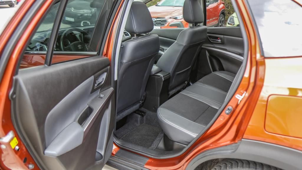 Autohaus Zimpel & Franke -  Suzuki S-CROSS 1.4 COMFORT+ ALLGRIP HYBRID LED+NAVI+SHZ - Bild 8