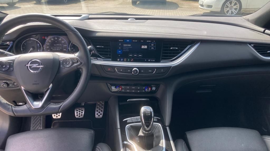 Erstes Annaberger Autohaus -  Opel Insignia Sports Tourer Ultimate 2.0 D 128 kW 174 - Bild 10