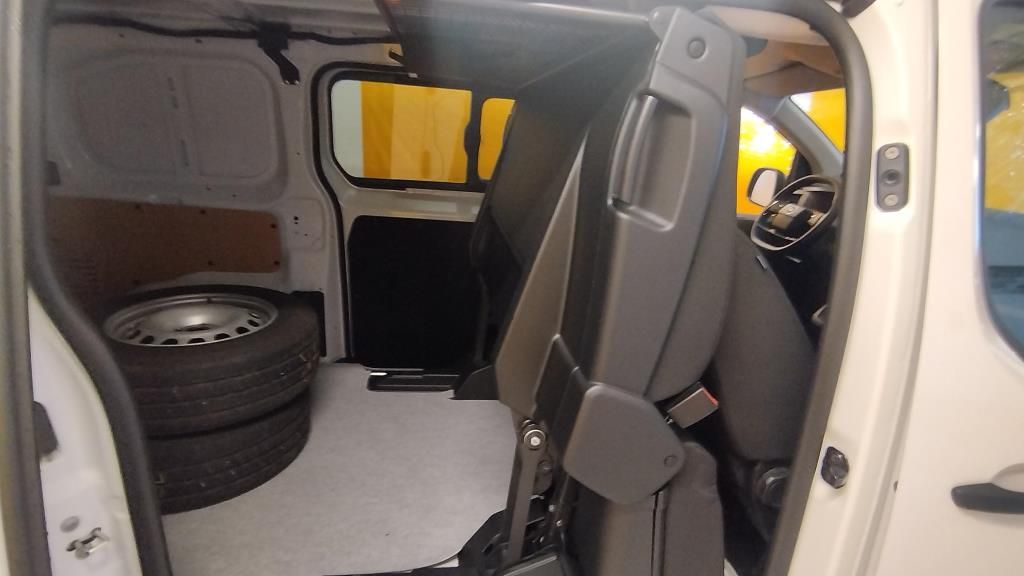 Erstes Annaberger Autohaus - Opel Vivaro L2 Flexkabine Winter,City-Connect, - Bild 8 Erstes Annaberger Autohaus - Opel Vivaro L2 Flexkabine Winter,City-Connect, - Bild 8