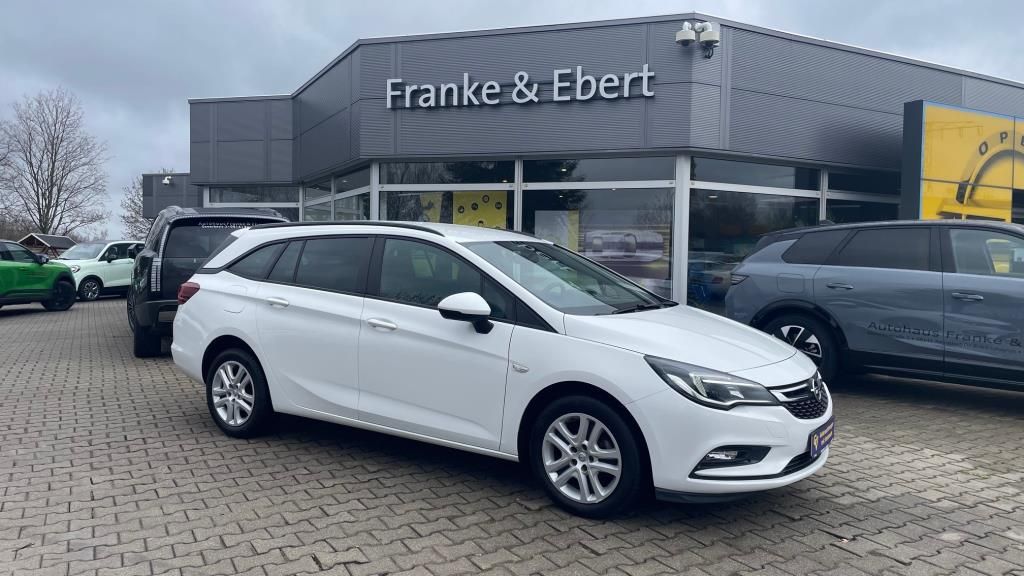 Autohaus Franke & Ebert -  Opel Astra Kombi Tempomat SHZ LRH PP