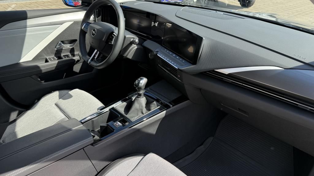 Autohaus Zimpel -  Opel Astra Elegance 1.2 T LED+Kamera+Klimaautomatik+C - Bild 10