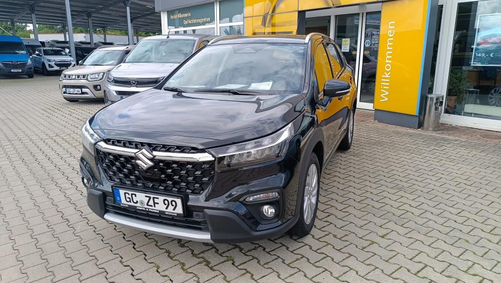Autohaus Zimpel & Franke - Suzuki S-CROSS Comfort AWD Hybrid DAB+LED+SHJZ+ALU+Kam - Bild 1 Autohaus Zimpel & Franke - Suzuki S-CROSS Comfort AWD Hybrid DAB+LED+SHJZ+ALU+Kam - Bild 1