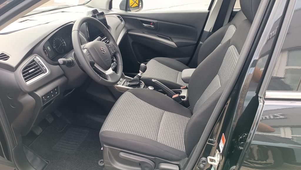 Autohaus Zimpel & Franke - Suzuki S-CROSS Comfort AWD Hybrid DAB+LED+SHJZ+ALU+Kam - Bild 7 Autohaus Zimpel & Franke - Suzuki S-CROSS Comfort AWD Hybrid DAB+LED+SHJZ+ALU+Kam - Bild 7