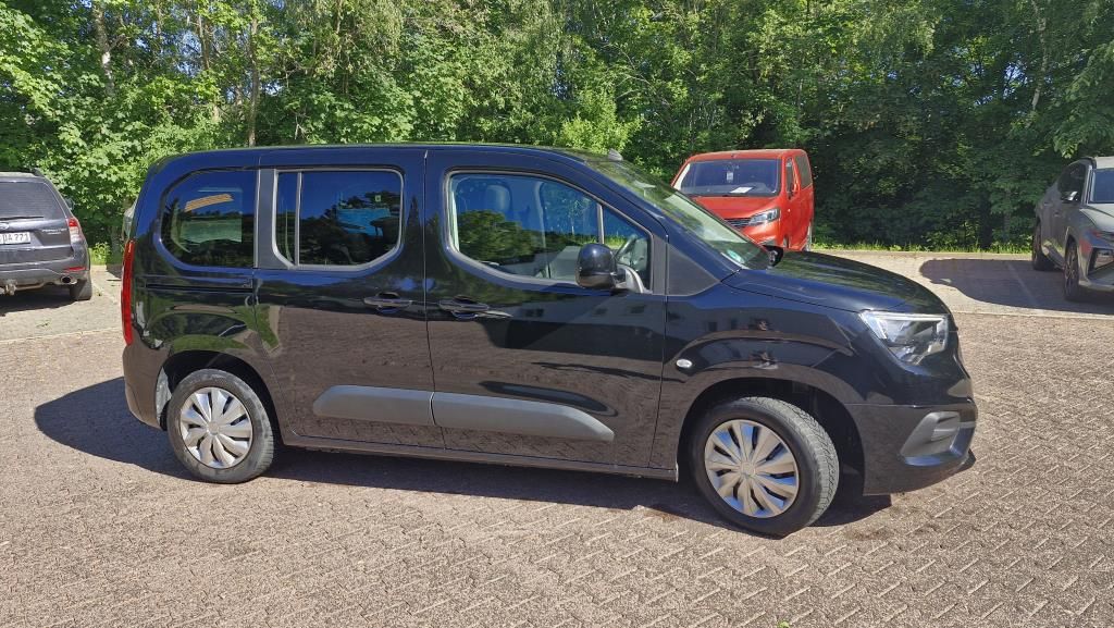 Autohaus Zimpel - Opel Combo Life 1.5D AHZV+Panoramadach+DAB - Bild 3 Autohaus Zimpel - Opel Combo Life 1.5D AHZV+Panoramadach+DAB - Bild 3