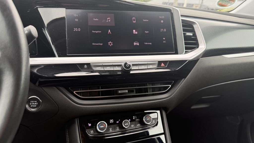 Autohaus Zimpel -  Opel Grandland Ultimate PHEV 1.6 360Kamera+Navi+LED+K - Bild 12