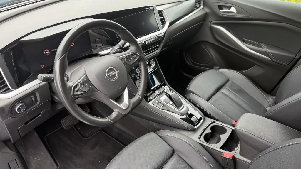 Autohaus Zimpel -  Opel Grandland Ultimate PHEV 1.6 360Kamera+Navi+LED+K - Bild 9