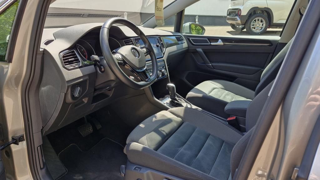 Autohaus Zimpel - Volkswagen Golf VII Sportsvan 1.5 TSI Highline+AHK - Bild 9 Autohaus Zimpel - Volkswagen Golf VII Sportsvan 1.5 TSI Highline+AHK - Bild 9