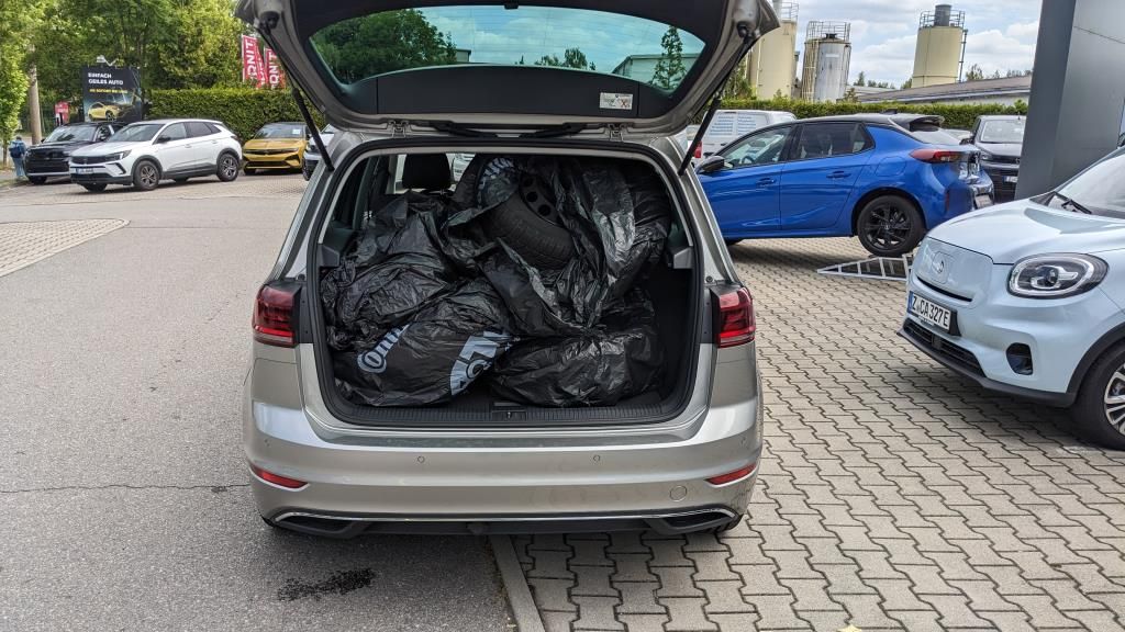 Autohaus Zimpel & Franke -  Volkswagen GOLF SPORTSVAN Climatronic Totwinkelwarner USB W - Bild 15
