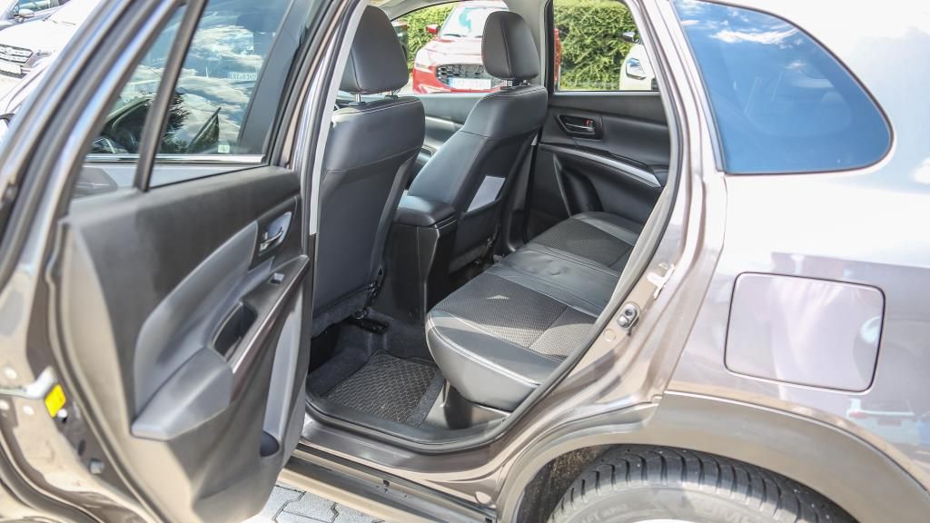 Autohaus Zimpel & Franke - Suzuki S-Cross 1.4 Comfort AHK+SHZ+LED+2WD - Bild 7 Autohaus Zimpel & Franke - Suzuki S-Cross 1.4 Comfort AHK+SHZ+LED+2WD - Bild 7