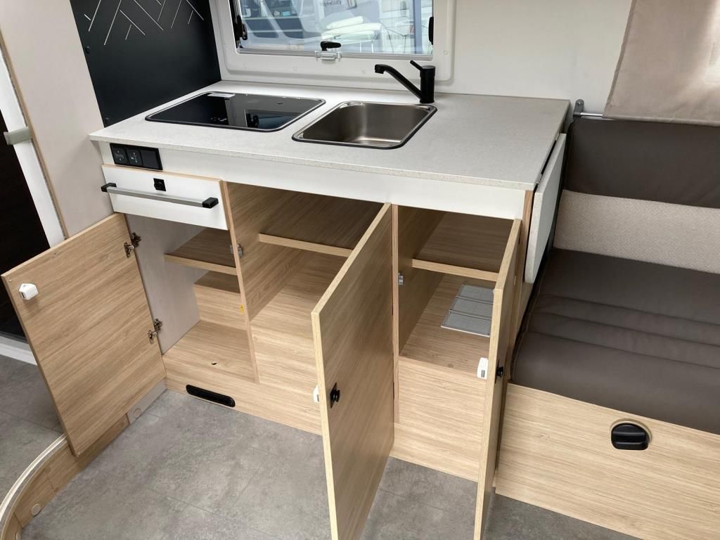 Autohaus Zimpel & Franke - Challenger Challenger 260 SONDERMODELL+Solar+Markise - Bild 11 Autohaus Zimpel & Franke - Challenger Challenger 260 SONDERMODELL+Solar+Markise - Bild 11